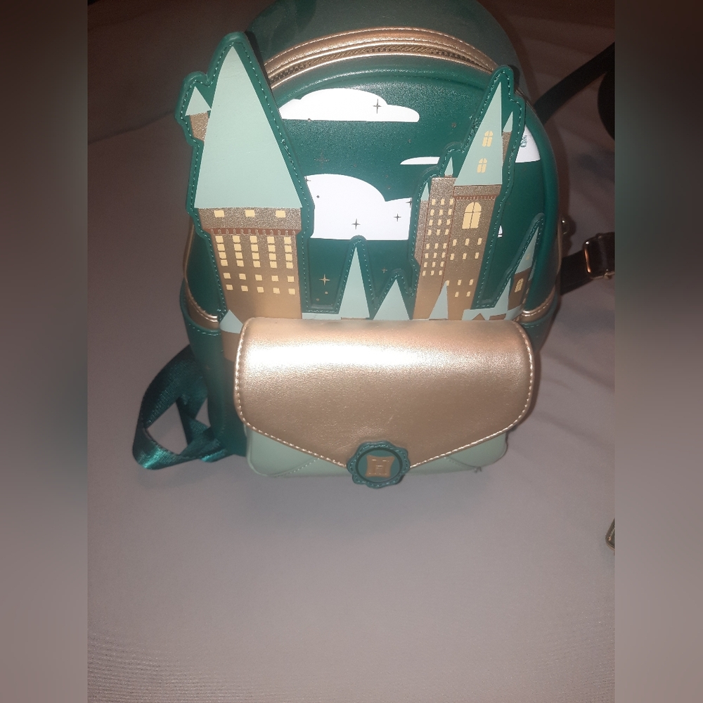 Hogwarts loungefly mini backpack harry potter